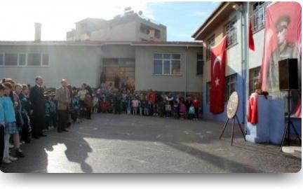 Turgut Reis İlkokulu Fotoğrafı